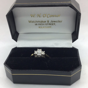Engagement Ring 4 Diamonds