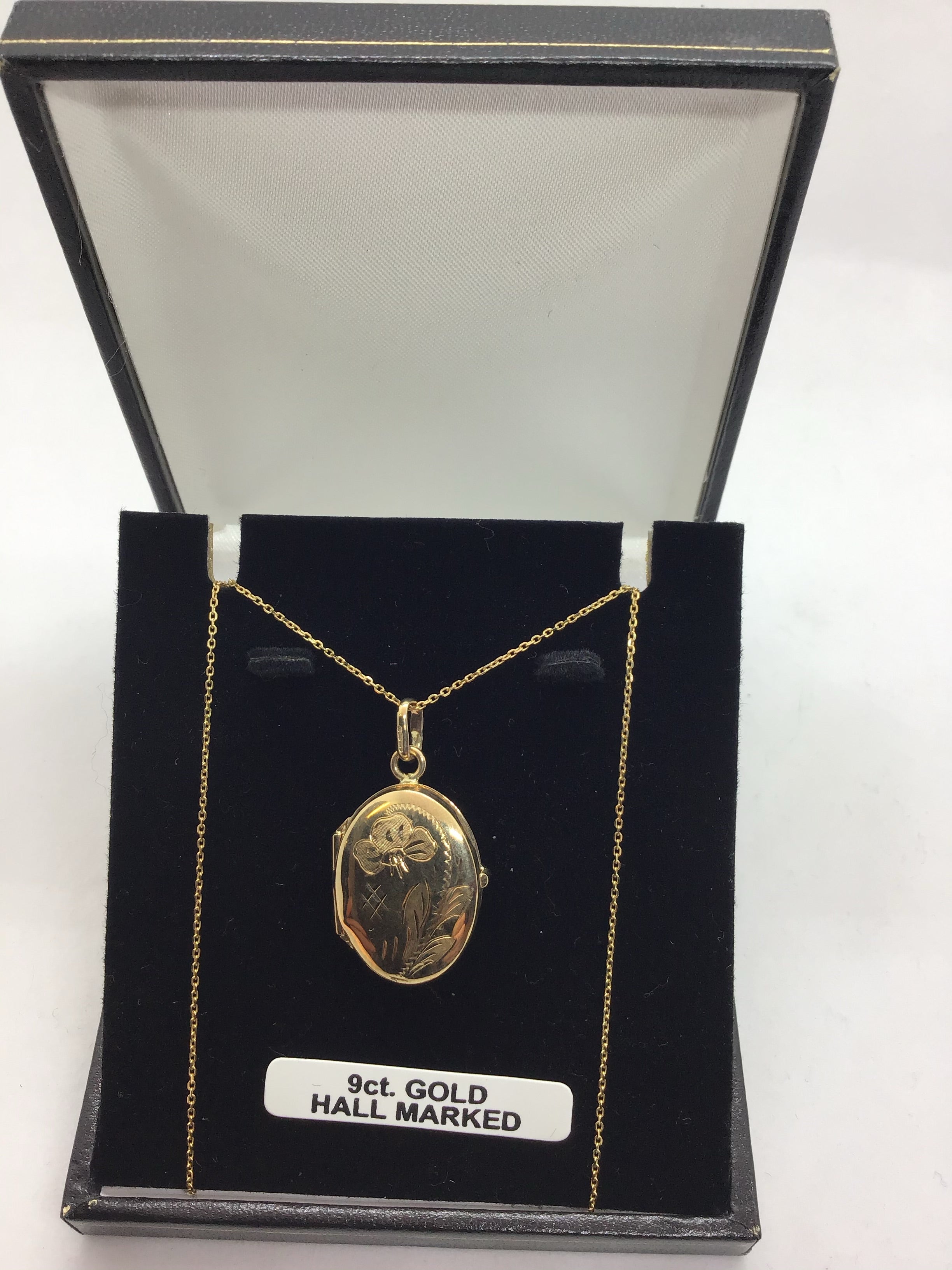9ct Gold Locket Pendant