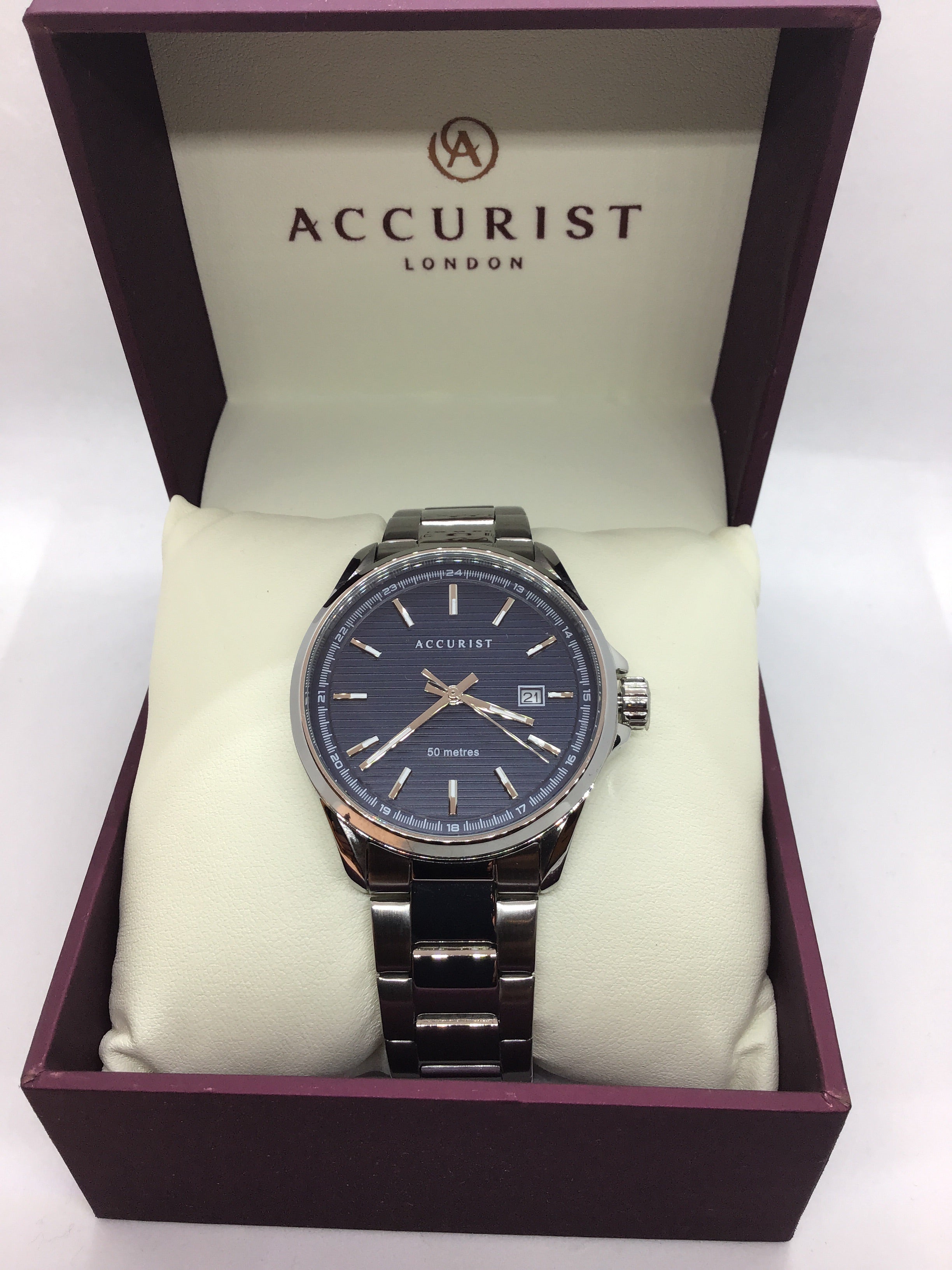 Accurist Gents Chrome Bracelet Watch