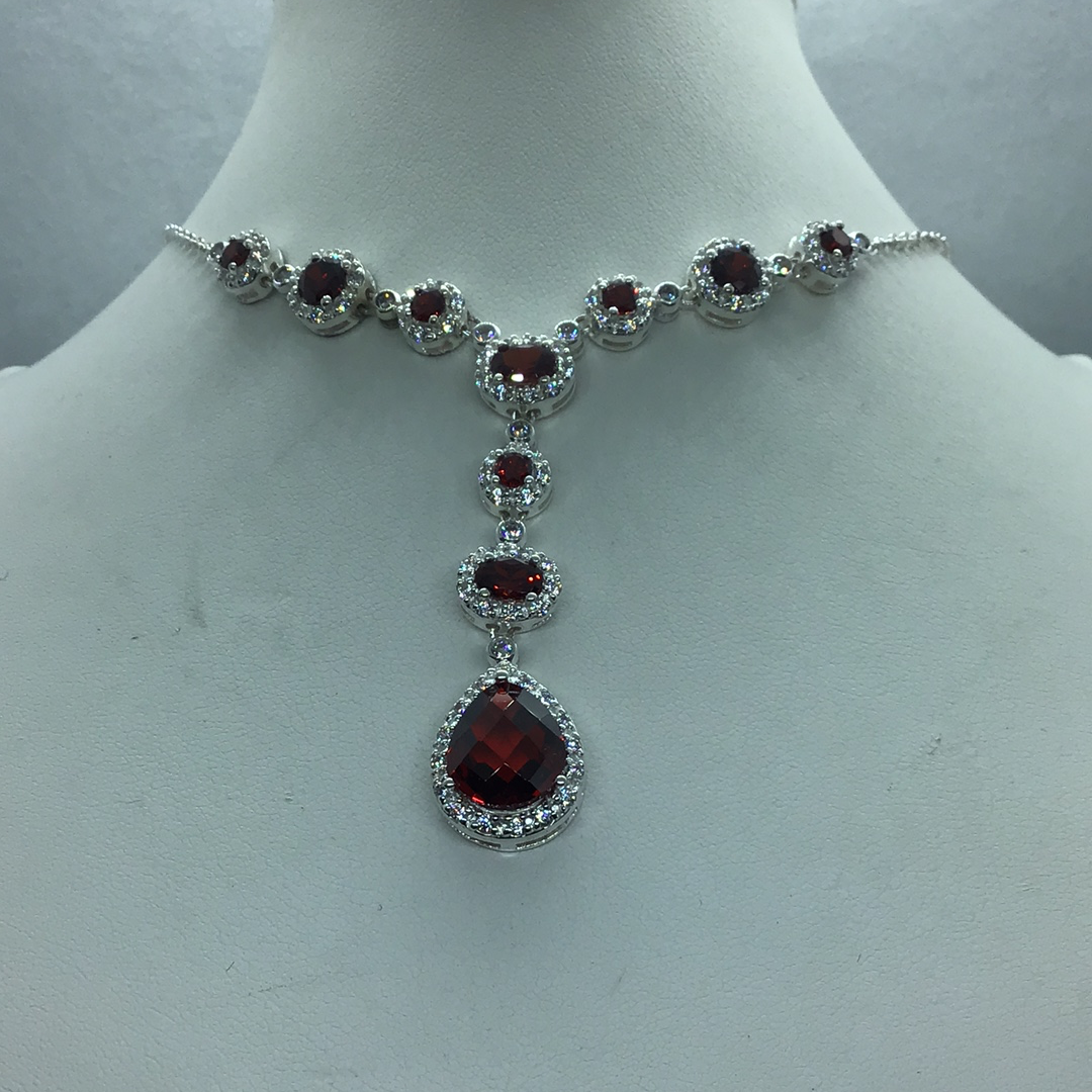 Sterling Silver Garnet Necklet/Pendant